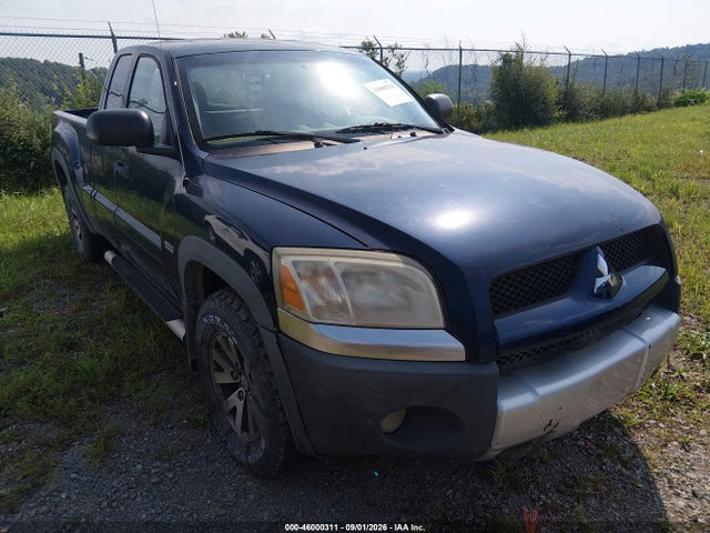 46000311 :رقم المزاد ، 1Z7HT32N26S547812 vin ، 2006 Mitsubishi Raider Duro Cross V8 مزاد بيع
