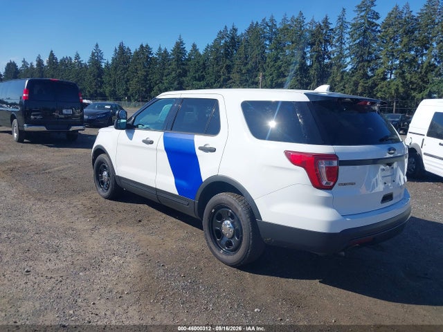Ford Utility Police Interceptor 2017 1FM5K8AR1HGE15824 Image 3