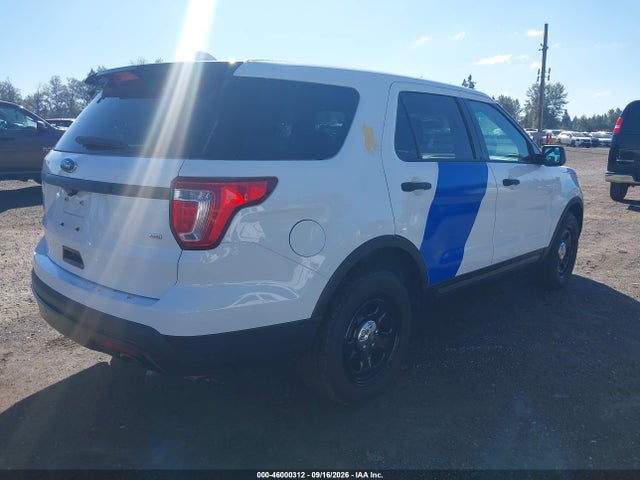 Ford Utility Police Interceptor 2017 1FM5K8AR1HGE15824 Image 4