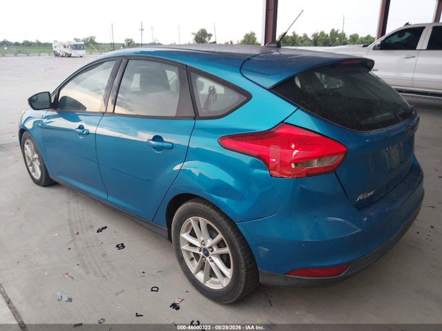 Ford FOCUS SE 2015 1FADP3K26FL347715 Image 3