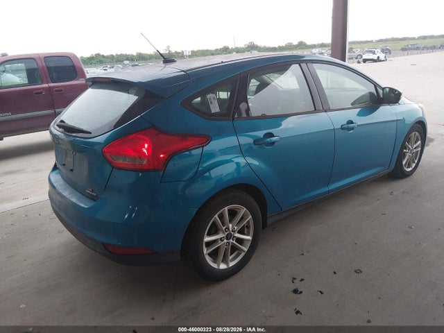 Ford FOCUS SE 2015 1FADP3K26FL347715 Image 4