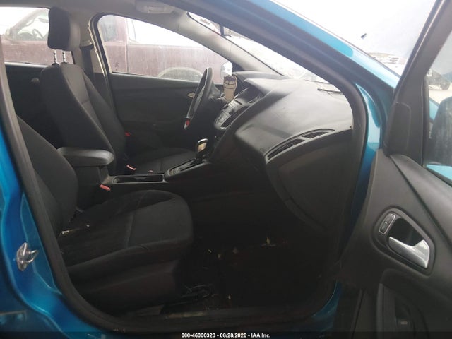 Ford FOCUS SE 2015 1FADP3K26FL347715 Image 5