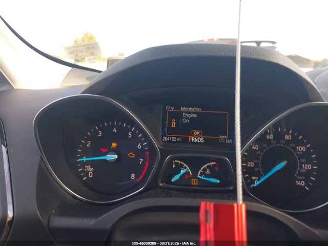 46000388 :رقم المزاد ، 1FMCU9J98HUD82121 vin ، 2017 Ford Escape Titanium مزاد بيع