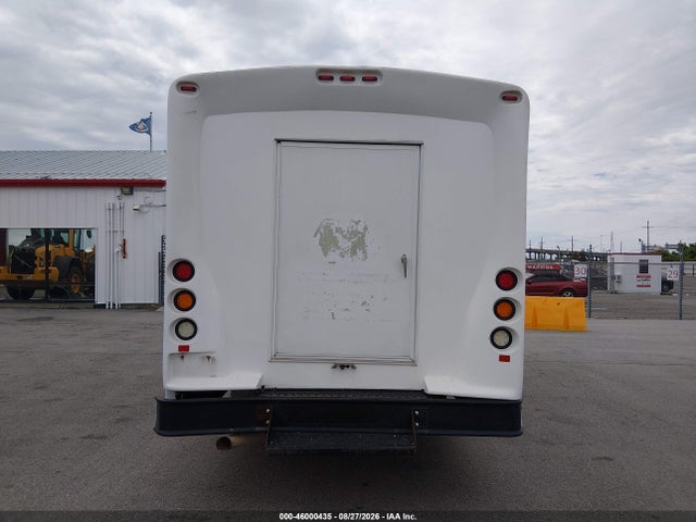 Ford F-550 Chassis Xl 2017 1FDAF5GY3HEE87197 Image 16