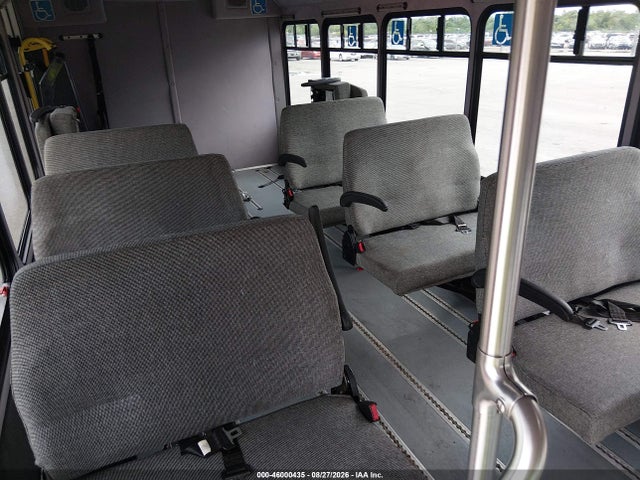 Ford F-550 Chassis Xl 2017 1FDAF5GY3HEE87197 Image 8