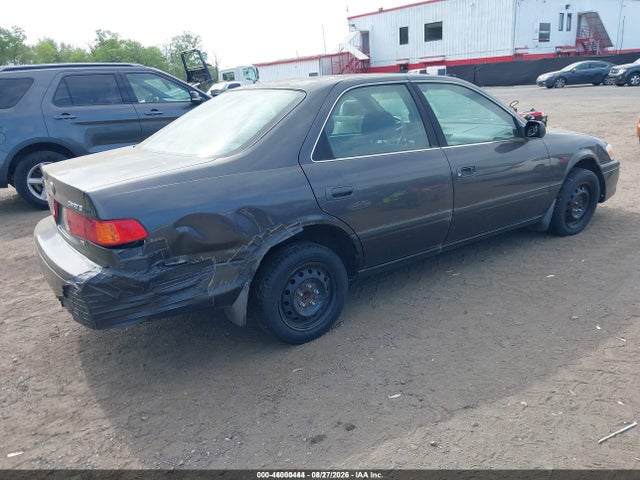 Продажа на аукционе авто 2000 Toyota Camry Le V6, vin: 4T1BF22K7YU952625, номер лота: 46000444