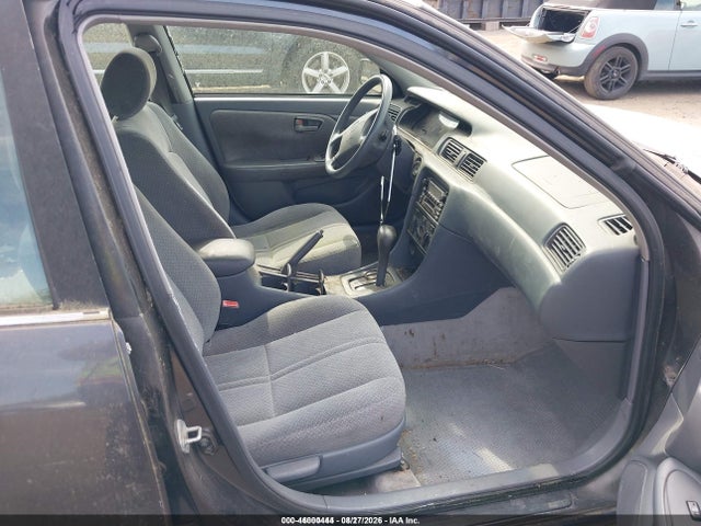 Продажа на аукционе авто 2000 Toyota Camry Le V6, vin: 4T1BF22K7YU952625, номер лота: 46000444
