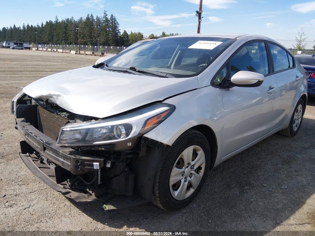KIA FORTE LX 2017 3KPFK4A74HE029639 Image 2