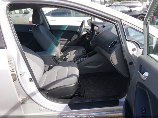 KIA FORTE LX 2017 3KPFK4A74HE029639 Image 5