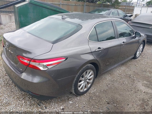 2020 Toyota Camry Le მანქანა იყიდება აუქციონზე, vin: 4T1C11AK8LU878137, აუქციონის ნომერი: 46000560