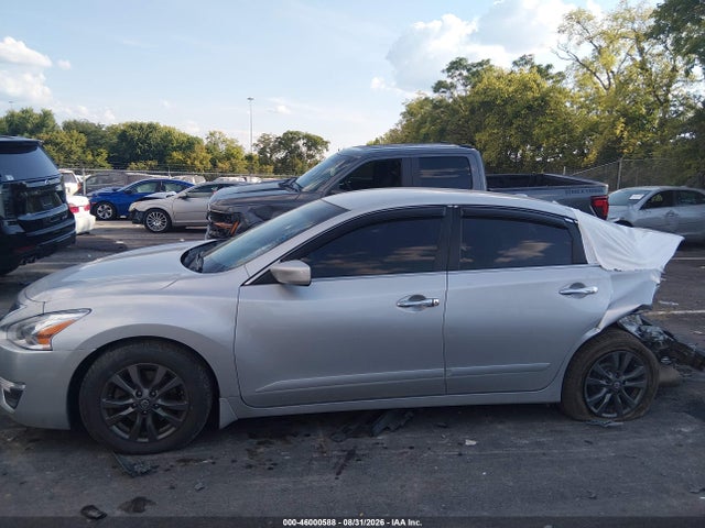 2015 Nissan Altima 2.5 S მანქანა იყიდება აუქციონზე, vin: 1N4AL3AP4FC570900, აუქციონის ნომერი: 46000588