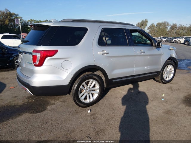 Ford EXPLORER XLT 2017 1FM5K7DH4HGC76981 Image 4