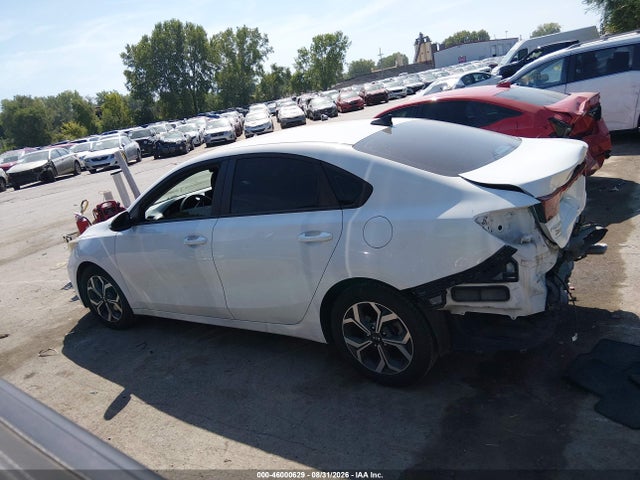 2021 Kia Forte Lxs მანქანა იყიდება აუქციონზე, vin: 3KPF24AD2ME269594, აუქციონის ნომერი: 46000629