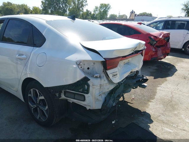 2021 Kia Forte Lxs მანქანა იყიდება აუქციონზე, vin: 3KPF24AD2ME269594, აუქციონის ნომერი: 46000629