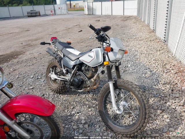 46000645 :رقم المزاد ، JYA3AWE08SA196848 vin ، 2025 Yamaha Tw200 C مزاد بيع