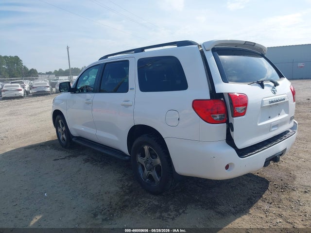 Toyota Sequoia Sr5 5.7l V8 2014 5TDBY5G10ES102576 Image 3
