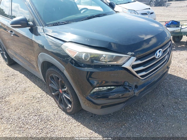 46000685 :رقم المزاد ، KM8J33A23HU524420 vin ، 2017 Hyundai Tucson Night مزاد بيع