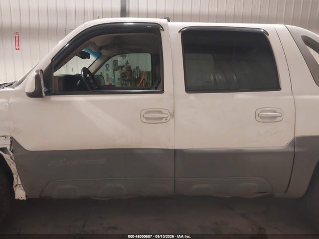 Продаж на аукціоні авто 2002 Chevrolet Avalanche 1500, vin: 3GNEK13T82G131632, номер лоту: 46000687