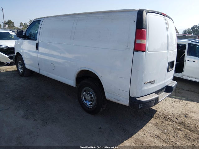 46000709 :رقم المزاد ، 1GCWGFCA9C1168182 vin ، 2012 Chevrolet Express 2500 Work Van مزاد بيع