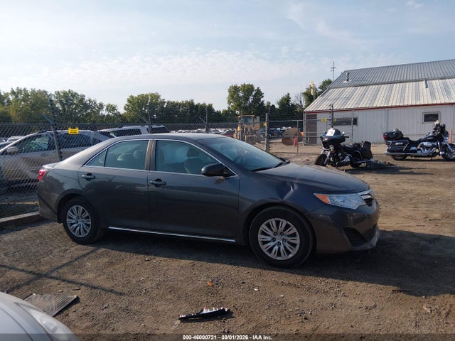 46000721 :رقم المزاد ، 4T4BF1FK7CR227741 vin ، 2012 Toyota Camry Le مزاد بيع