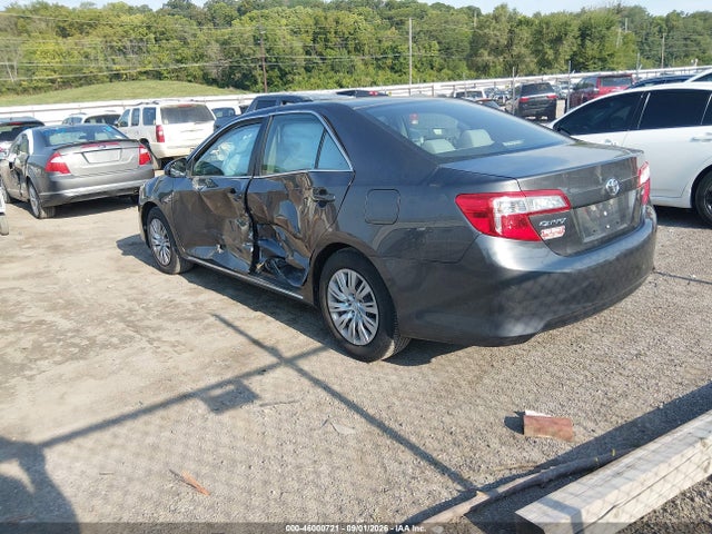 46000721 :رقم المزاد ، 4T4BF1FK7CR227741 vin ، 2012 Toyota Camry Le مزاد بيع