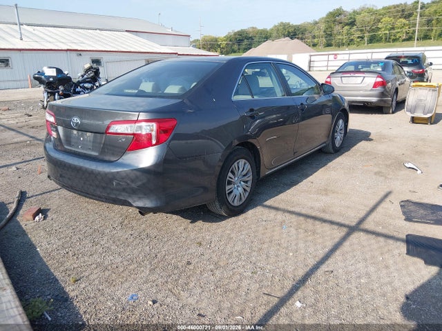 46000721 :رقم المزاد ، 4T4BF1FK7CR227741 vin ، 2012 Toyota Camry Le مزاد بيع
