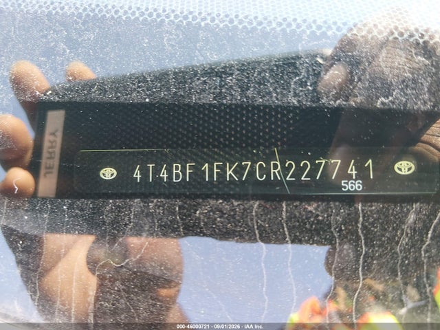 46000721 :رقم المزاد ، 4T4BF1FK7CR227741 vin ، 2012 Toyota Camry Le مزاد بيع