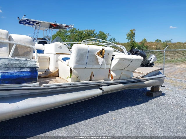 46000728 :رقم المزاد ، BNT11591K607 vin ، 2007 Bentley Boat مزاد بيع