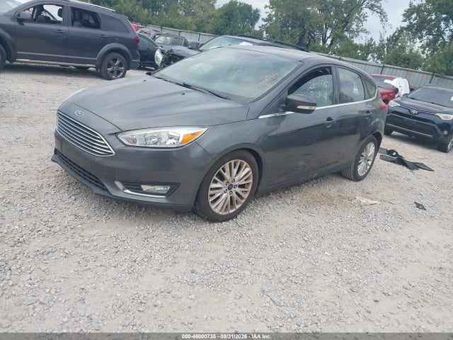 46000735 :رقم المزاد ، 1FADP3N20HL243557 vin ، 2017 Ford Focus Titanium مزاد بيع
