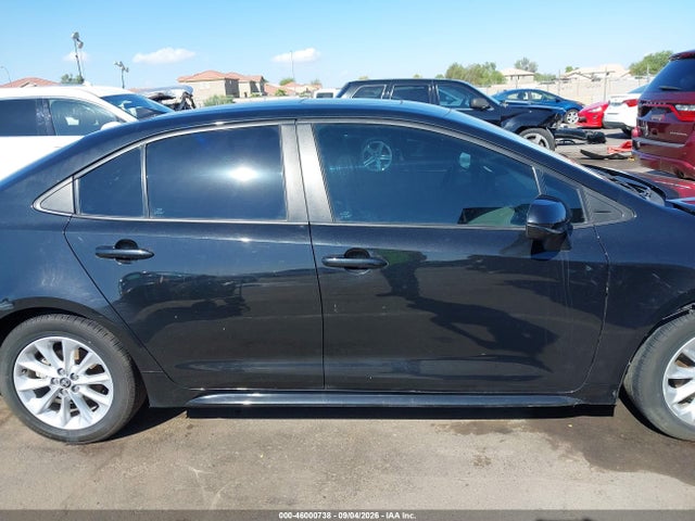 46000738 :رقم المزاد ، 5YFHPMAEXNP300819 vin ، 2022 Toyota Corolla Le مزاد بيع