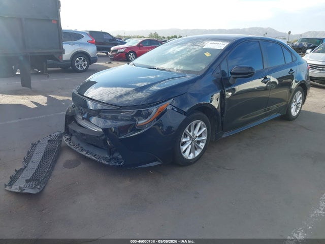46000738 :رقم المزاد ، 5YFHPMAEXNP300819 vin ، 2022 Toyota Corolla Le مزاد بيع