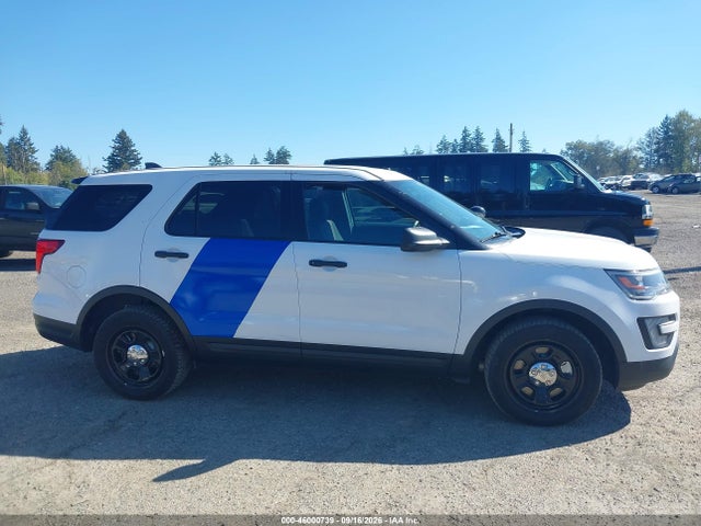Ford Police Interceptor Utility 2018 1FM5K8AR9JGC56606 Image 15