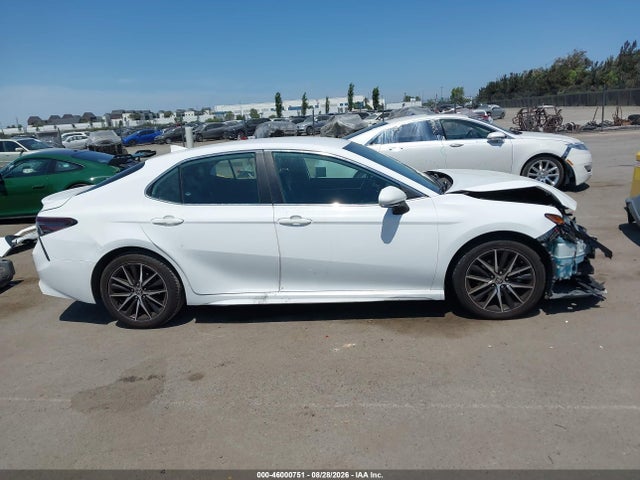 2021 Toyota Camry Se მანქანა იყიდება აუქციონზე, vin: 4T1T11AK4MU523533, აუქციონის ნომერი: 46000751