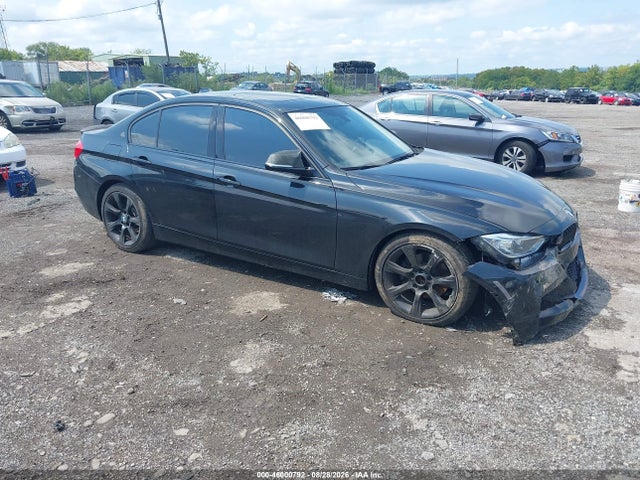 2015 Bmw 328i მანქანა იყიდება აუქციონზე, vin: WBA3A5C54FF607004, აუქციონის ნომერი: 46000792