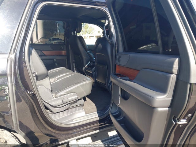 Продажа на аукционе авто 2023 Lincoln Navigator Standard L, vin: 5LMJJ3MG1PEL13879, номер лота: 46000805