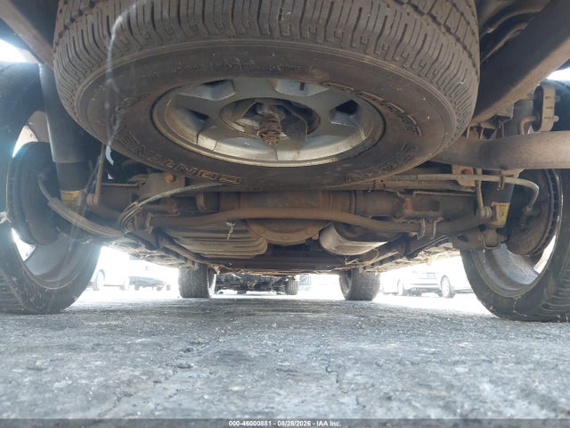 46000881 :رقم المزاد ، 3GKEC16T53G152154 vin ، 2003 Gmc Yukon Xl 1500 Sle مزاد بيع