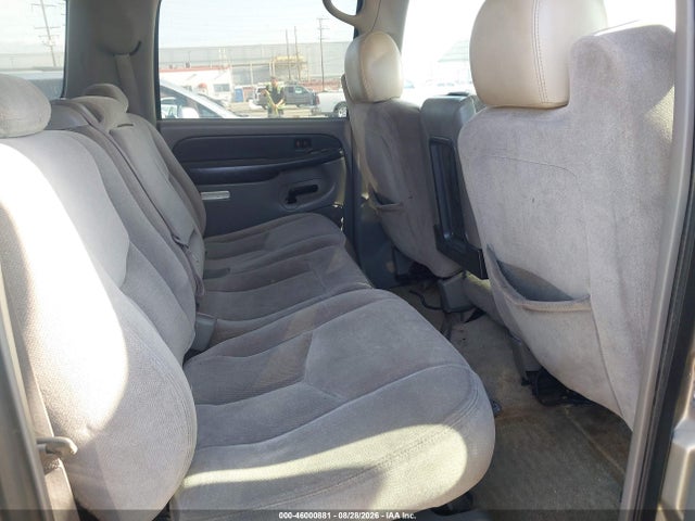 46000881 :رقم المزاد ، 3GKEC16T53G152154 vin ، 2003 Gmc Yukon Xl 1500 Sle مزاد بيع