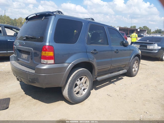 2005 Ford Escape Xlt მანქანა იყიდება აუქციონზე, vin: 1FMYU03115KA84008, აუქციონის ნომერი: 46000906