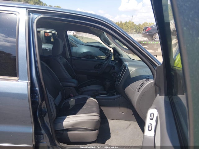 2005 Ford Escape Xlt მანქანა იყიდება აუქციონზე, vin: 1FMYU03115KA84008, აუქციონის ნომერი: 46000906