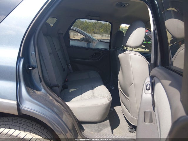 2005 Ford Escape Xlt მანქანა იყიდება აუქციონზე, vin: 1FMYU03115KA84008, აუქციონის ნომერი: 46000906