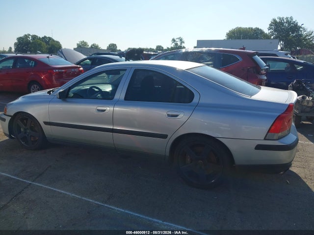2004 Volvo S60 R მანქანა იყიდება აუქციონზე, vin: YV1RH52Y442420347, აუქციონის ნომერი: 46000912