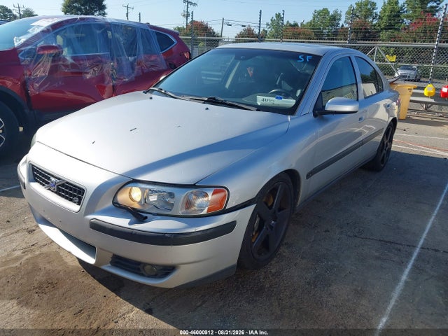 2004 Volvo S60 R მანქანა იყიდება აუქციონზე, vin: YV1RH52Y442420347, აუქციონის ნომერი: 46000912