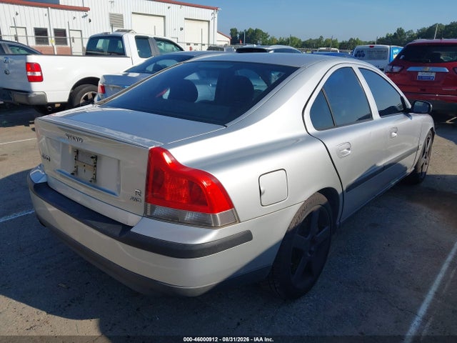 2004 Volvo S60 R მანქანა იყიდება აუქციონზე, vin: YV1RH52Y442420347, აუქციონის ნომერი: 46000912