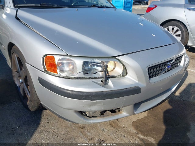 2004 Volvo S60 R მანქანა იყიდება აუქციონზე, vin: YV1RH52Y442420347, აუქციონის ნომერი: 46000912