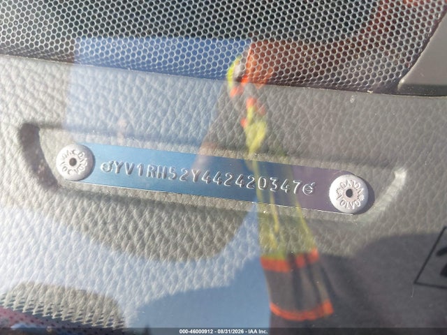 2004 Volvo S60 R მანქანა იყიდება აუქციონზე, vin: YV1RH52Y442420347, აუქციონის ნომერი: 46000912