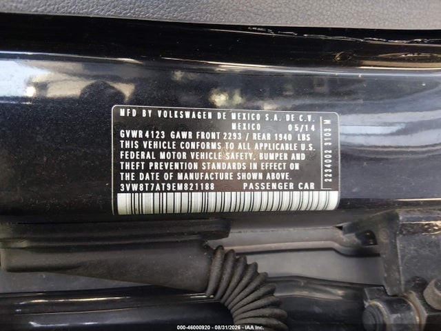 2014 Volkswagen Beetle 2.0t R-line მანქანა იყიდება აუქციონზე, vin: 3VW8T7AT9EM821188, აუქციონის ნომერი: 46000920