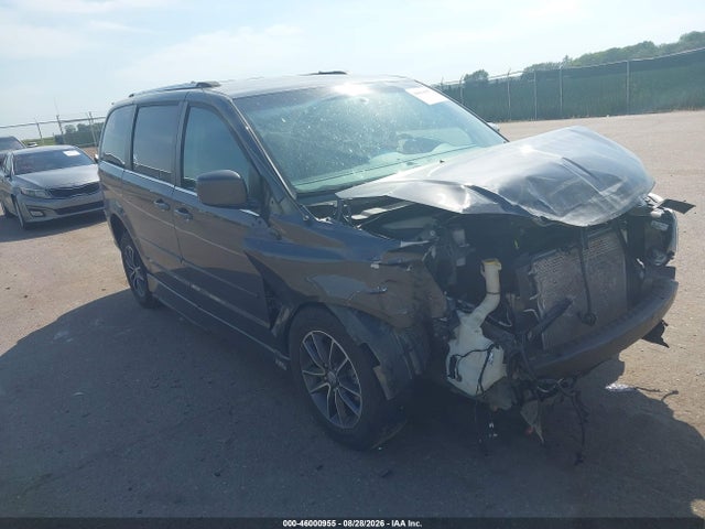 Auction sale of the 2017 Dodge Grand Caravan Sxt, vin: 2C4RDGCG4HR806938, lot number: 46000955