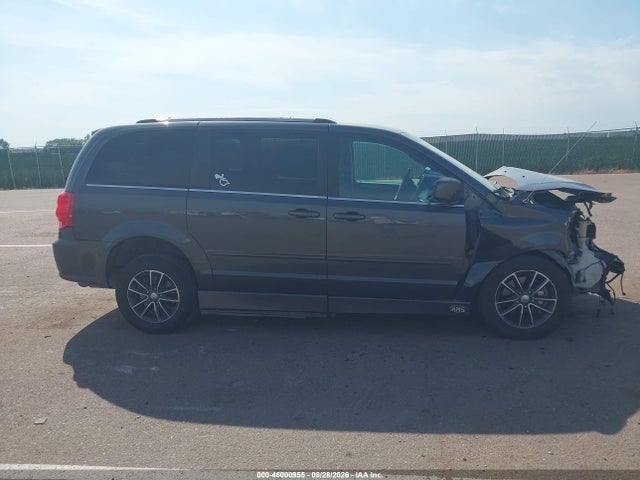 46000955 :رقم المزاد ، 2C4RDGCG4HR806938 vin ، 2017 Dodge Grand Caravan Sxt مزاد بيع