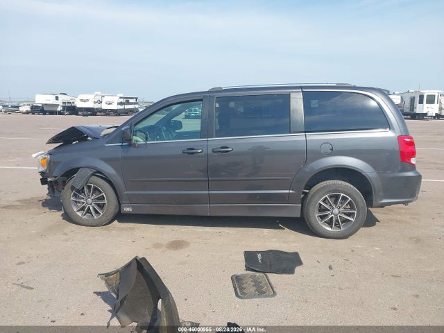 46000955 :رقم المزاد ، 2C4RDGCG4HR806938 vin ، 2017 Dodge Grand Caravan Sxt مزاد بيع