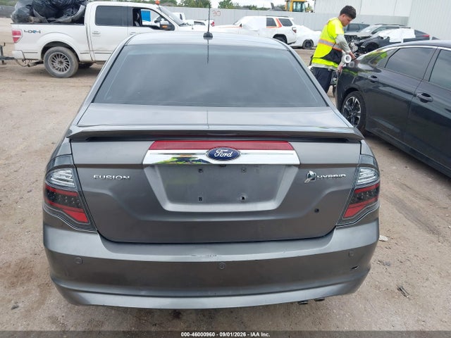 2010 Ford Fusion Hybrid მანქანა იყიდება აუქციონზე, vin: 3FADP0L35AR112545, აუქციონის ნომერი: 46000960